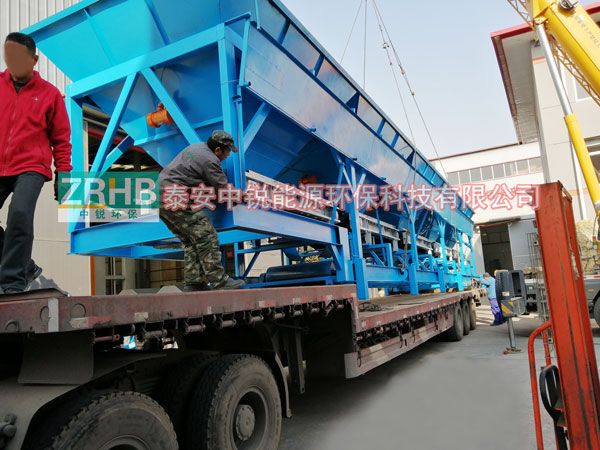 山西靈石移動(dòng)式五倉配煤機(jī)工程案例