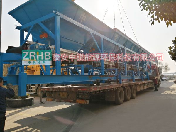 山西靈石移動(dòng)式五倉配煤機(jī)工程案例
